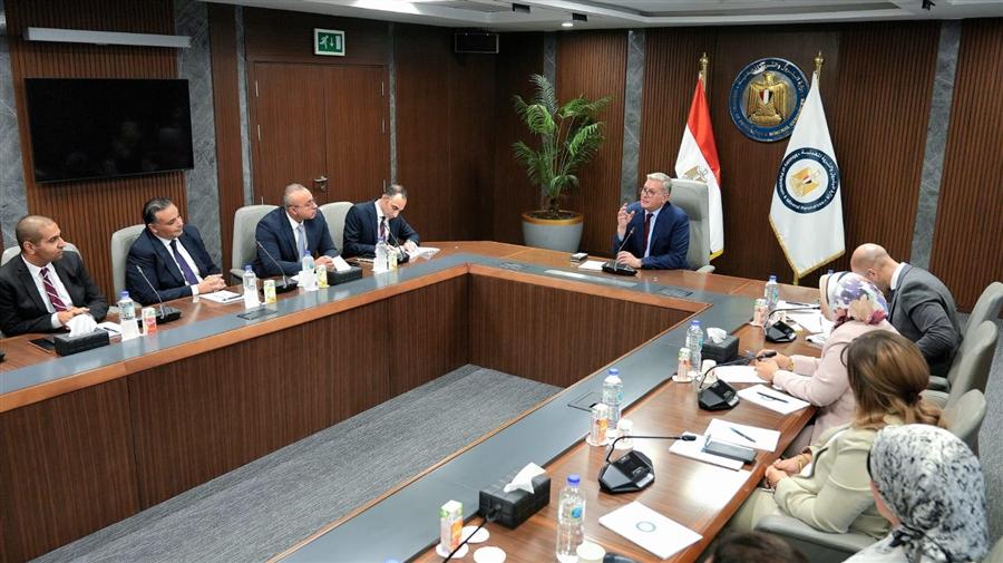 وزير البترول: الكوادر الشابة قادة المستقبل في تطوير قطاع الطاقة